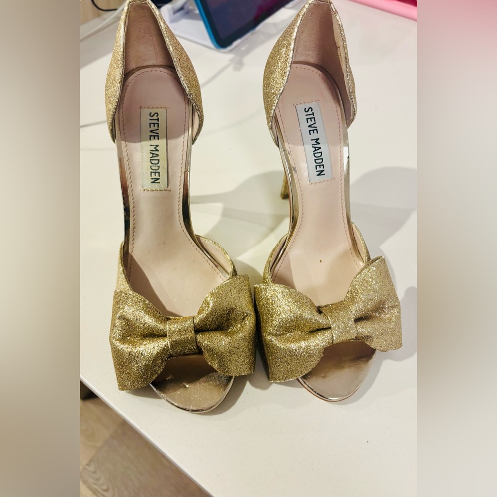 Steve Madden Sparkling Gold Women's Heels